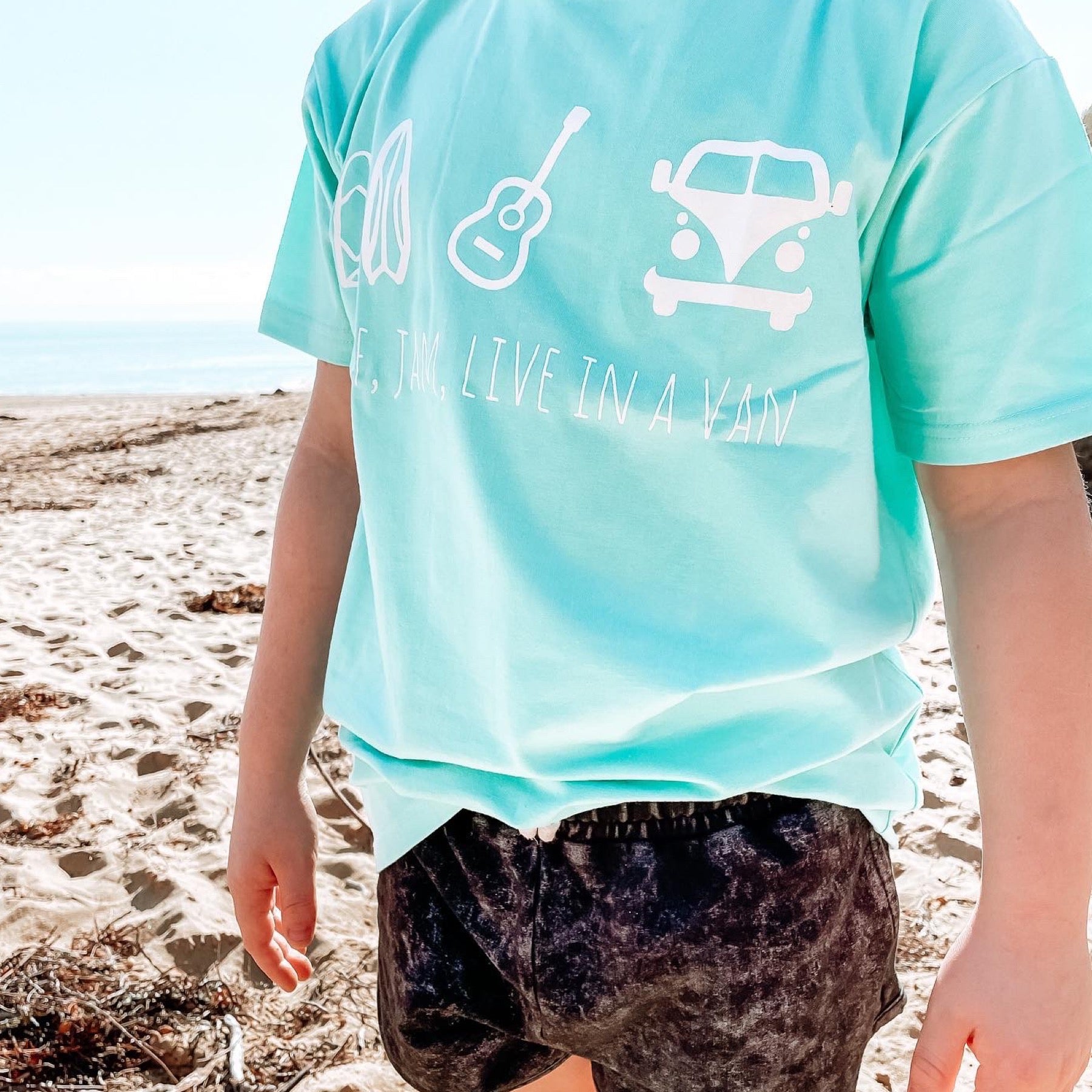 SURF JAM LIVE IN A VAN KIDS TSHIRT