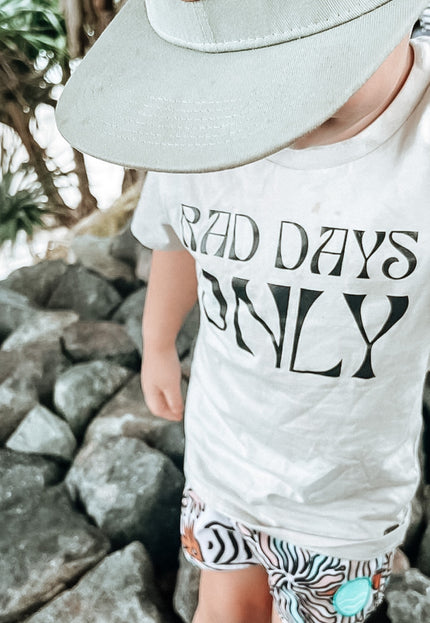 RAD DAYS sand tee - SAND N SALT 